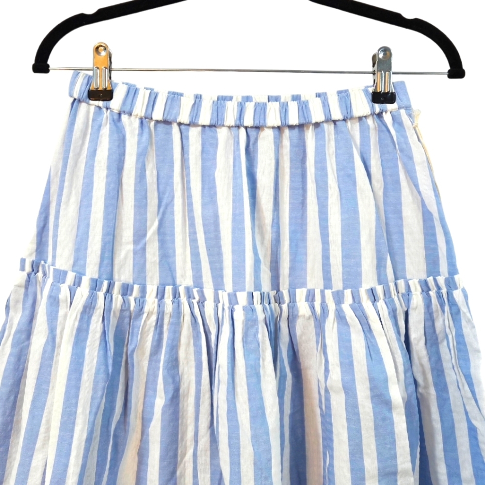A New Approach Skirt and Cami Set - Picture 3 of 10